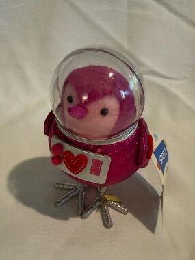 2025 Astra Featherly Friends Spritz Hot Pink Astronaut Bird NWT